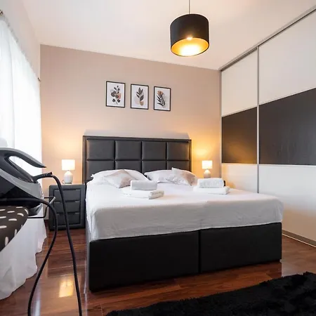 Absolute Gray Apartment